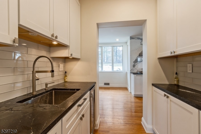 52 Kitchell Road Morristown, NJ 07960 - Photo 23 of 37