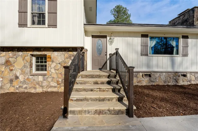 $394,500 | 615 Spring Forest Drive, Central, SC 29630