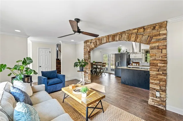 $394,500 | 615 Spring Forest Drive, Central, SC 29630