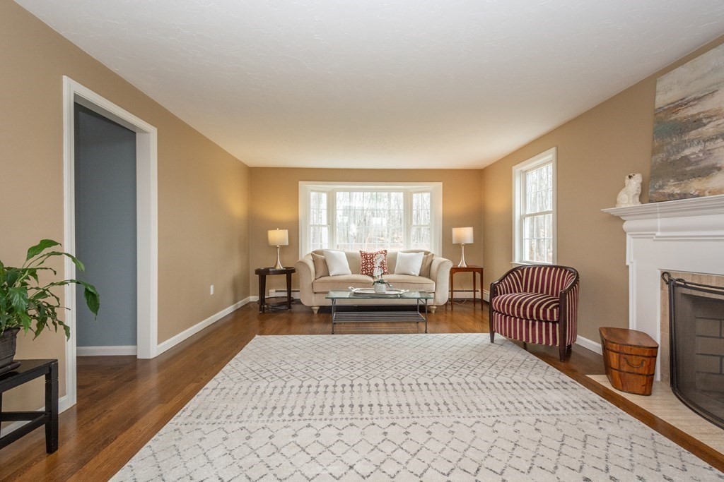 23 Flagg Road Southborough, MA 01772 - Photo 7 of 42 Gallery Image 7