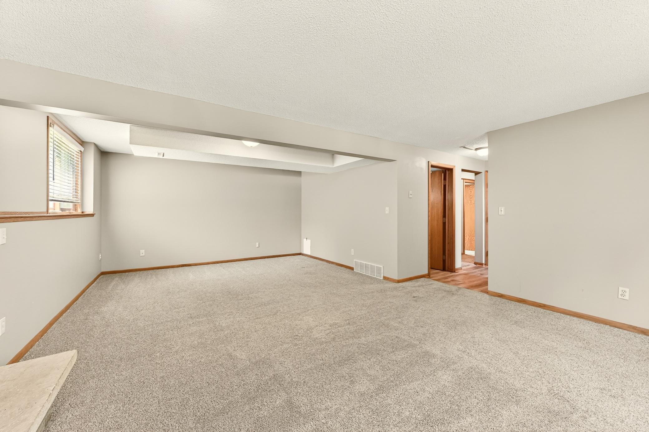 2627 Westridge Lane Northwest Rochester, MN 55901 - Photo 17 of 24
