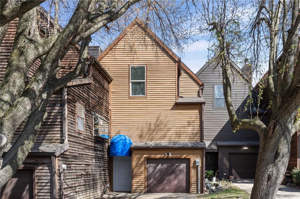 4904 Northwest Barry Road Kansas City, MO 64154 - Photo 2 of 29