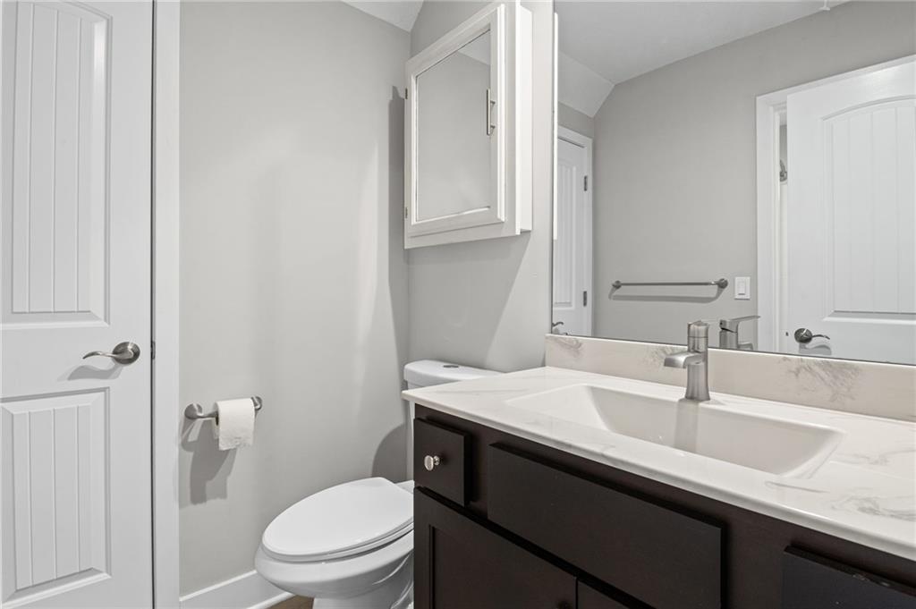 4904 Northwest Barry Road Kansas City, MO 64154 - Photo 23 of 29