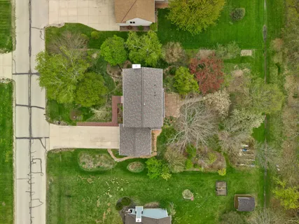 $515,000 | 921 East Park Boulevard, Oak Creek, WI 53154
