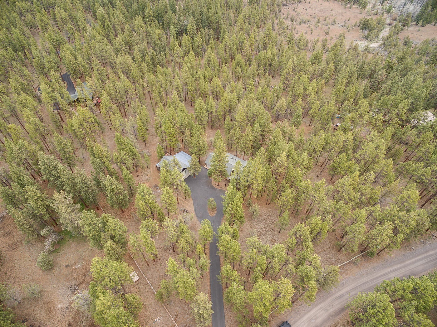 69320 Deer Ridge Road Sisters, OR 97759 - Photo 35 of 39 35