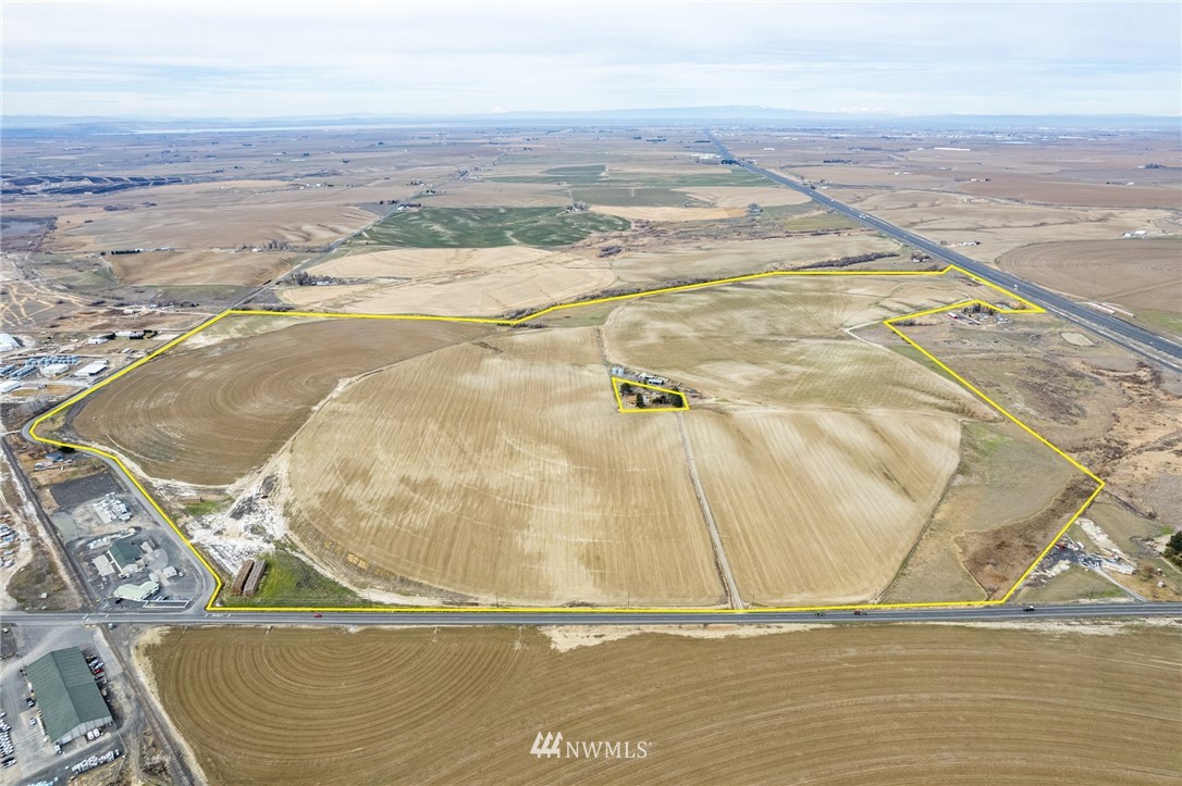 512 Rd U Southeast Warden, WA 98857 - Photo 1 of 17 a view of an ocean