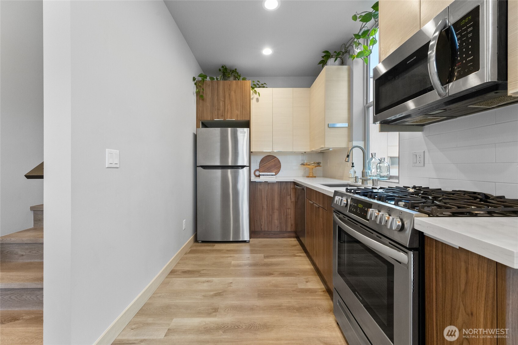 814 Northwest 54th Street, Unit A Seattle, WA 98107 - Photo 12 of 25