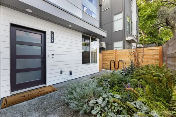 $639,950 | 814 Northwest 54th Street, Unit A, Seattle, WA 98107