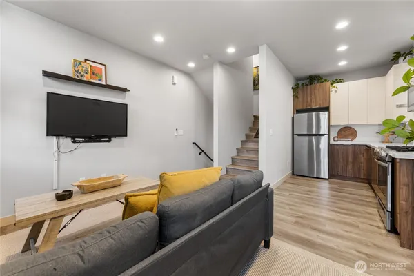 $639,950 | 814 Northwest 54th Street, Unit A, Seattle, WA 98107