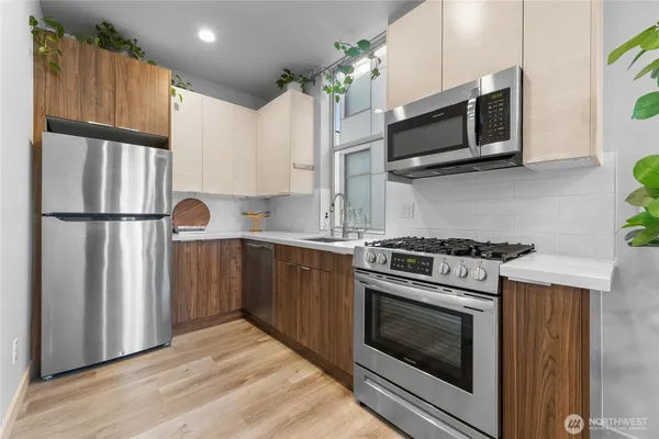 $639,950 | 814 Northwest 54th Street, Unit A, Seattle, WA 98107