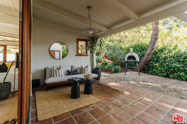 $3,198,000 | 2145 Sunset Crest Drive, Los Angeles, CA 90046