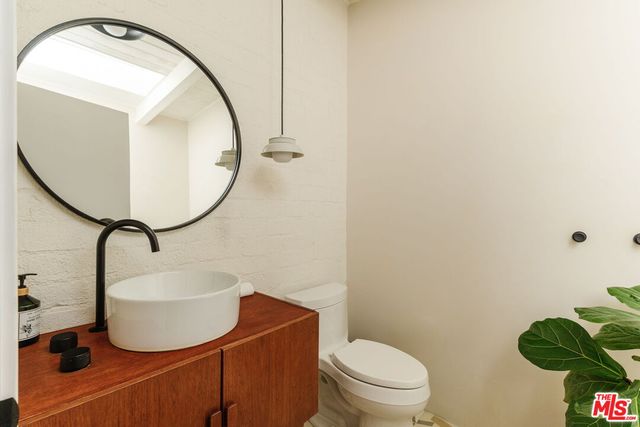 $3,198,000 | 2145 Sunset Crest Drive, Los Angeles, CA 90046