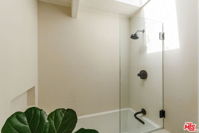 $3,198,000 | 2145 Sunset Crest Drive, Los Angeles, CA 90046