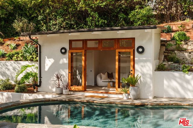 $3,198,000 | 2145 Sunset Crest Drive, Los Angeles, CA 90046