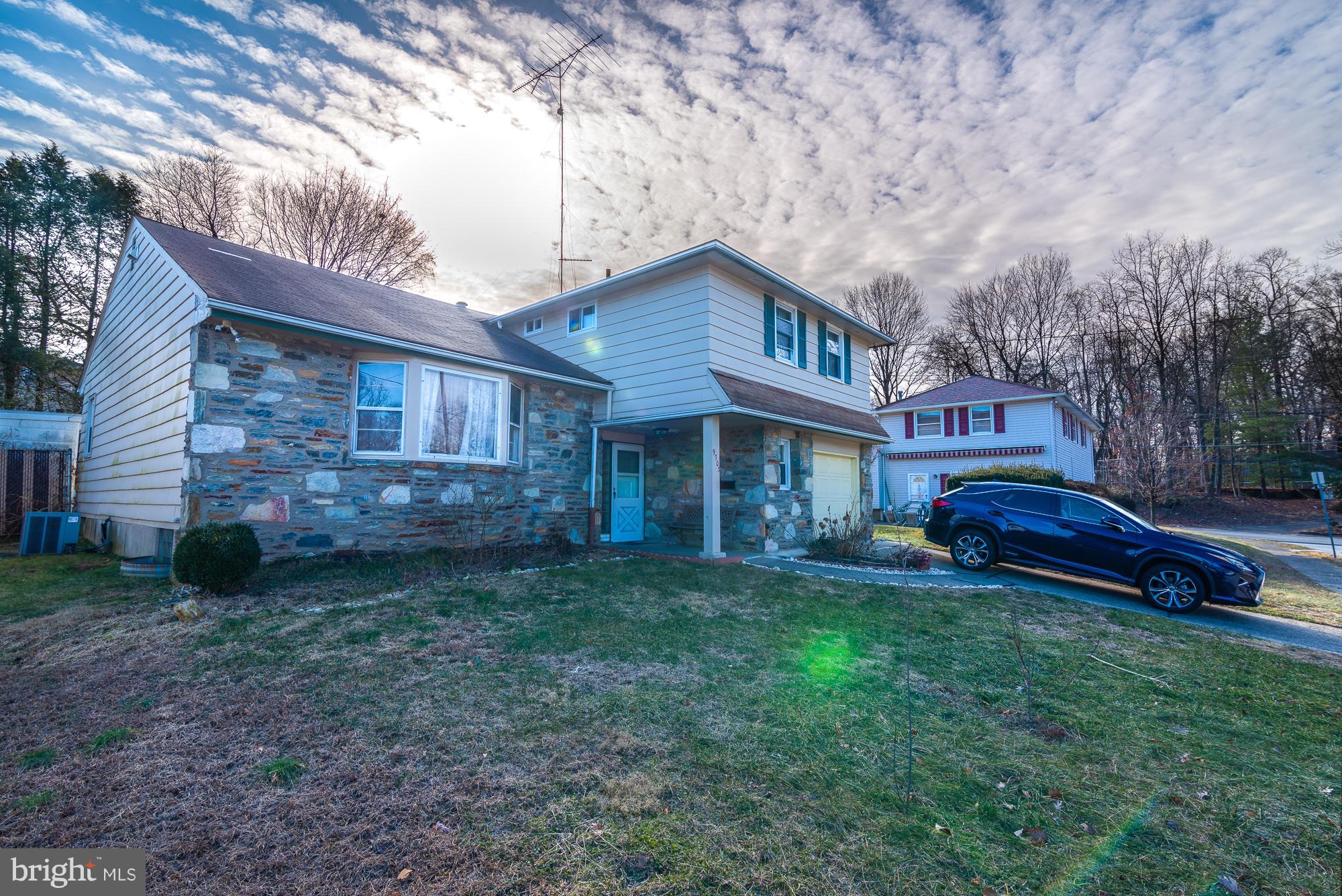 9703 Wynmill Road Philadelphia, PA 19115 - Photo 2 of 35