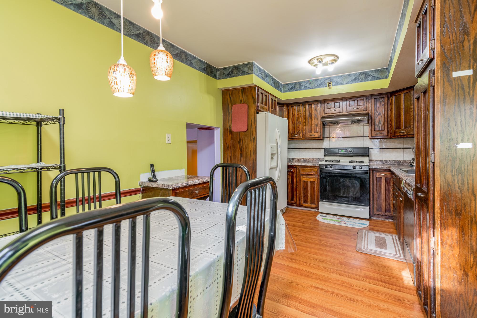 9703 Wynmill Road Philadelphia, PA 19115 - Photo 12 of 35 Kitchen