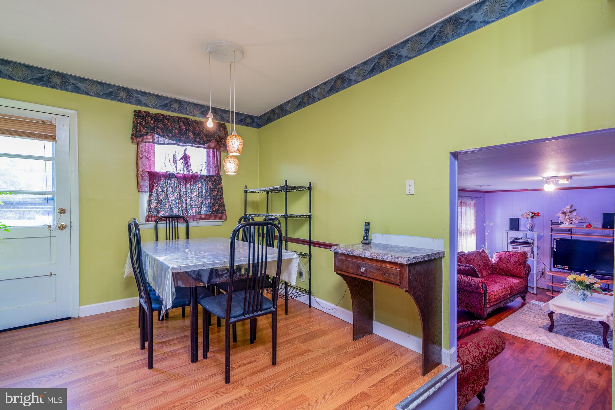 9703 Wynmill Road Philadelphia, PA 19115 - Photo 15 of 35 Kitchen Area