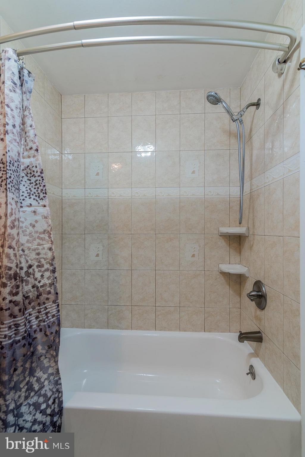 9703 Wynmill Road Philadelphia, PA 19115 - Photo 25 of 35