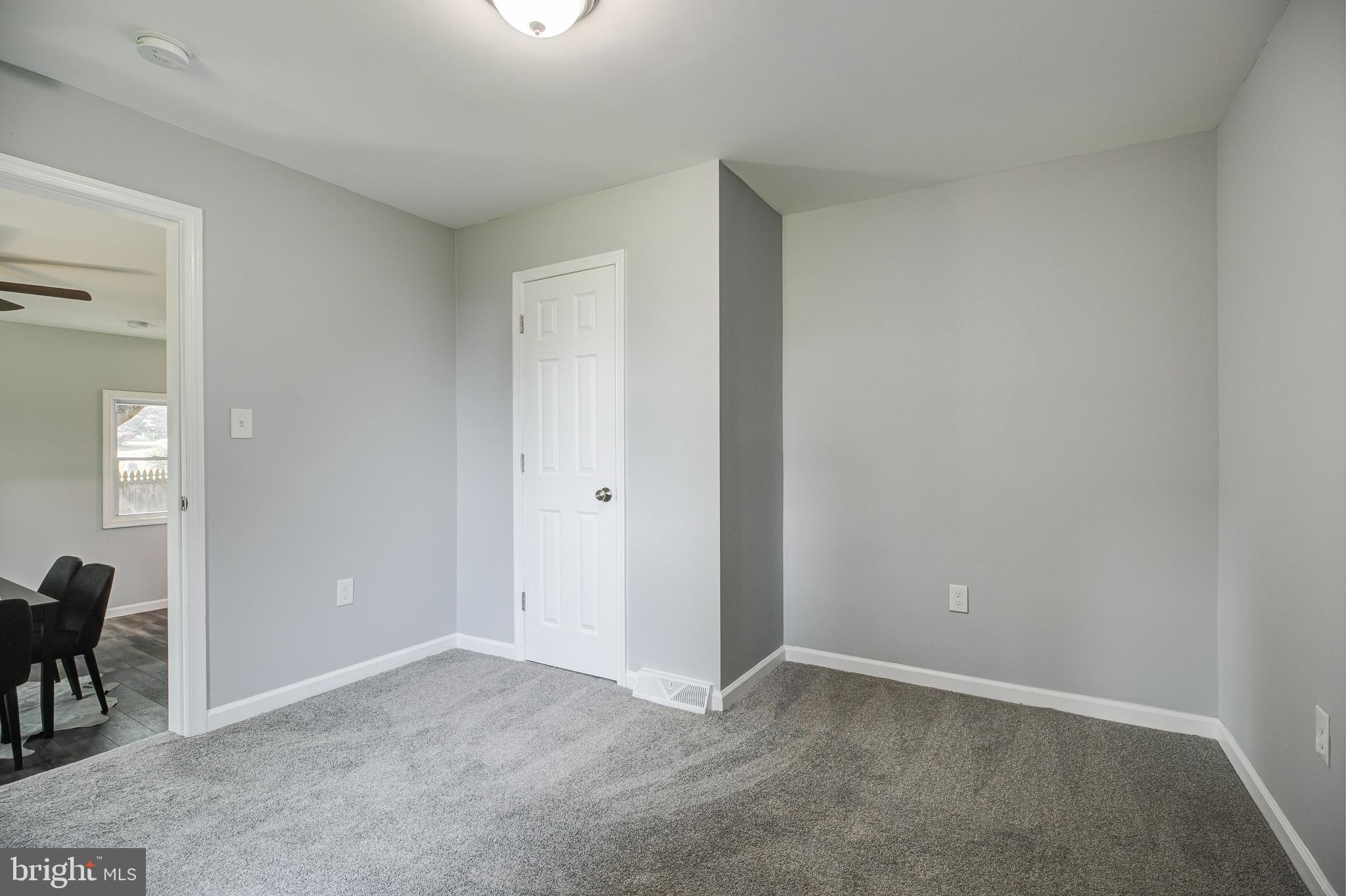 4215 Upper Beckleysville Road Hampstead, MD 21074 - Photo 23 of 38