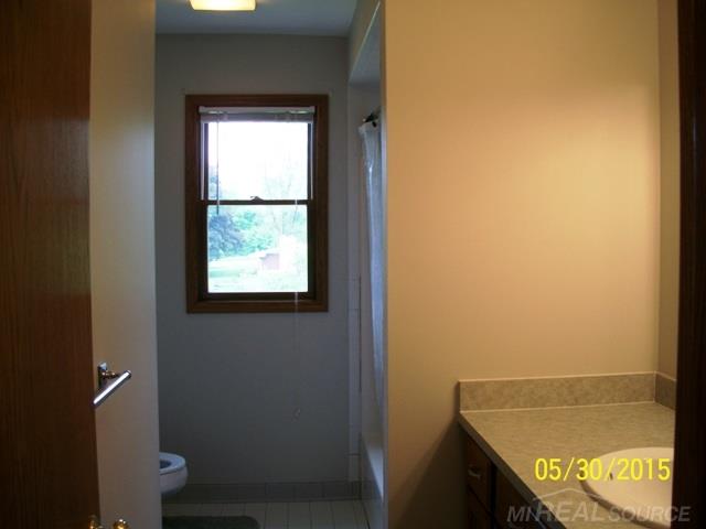 1317 Kronner Road Columbus, MI 48063 - Photo 11 of 31 31245563-10.JPG
