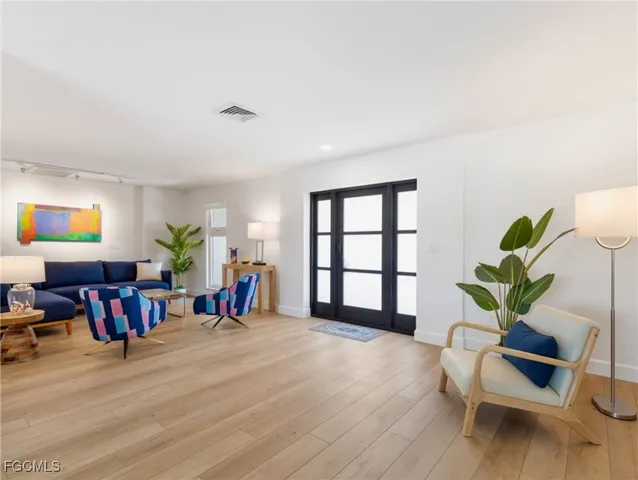 $991,544 | 14841 David Drive, Fort Myers, FL 33908