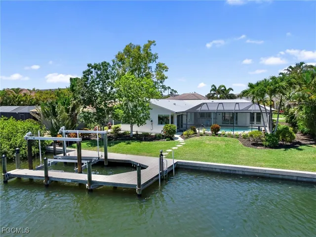 $991,544 | 14841 David Drive, Fort Myers, FL 33908