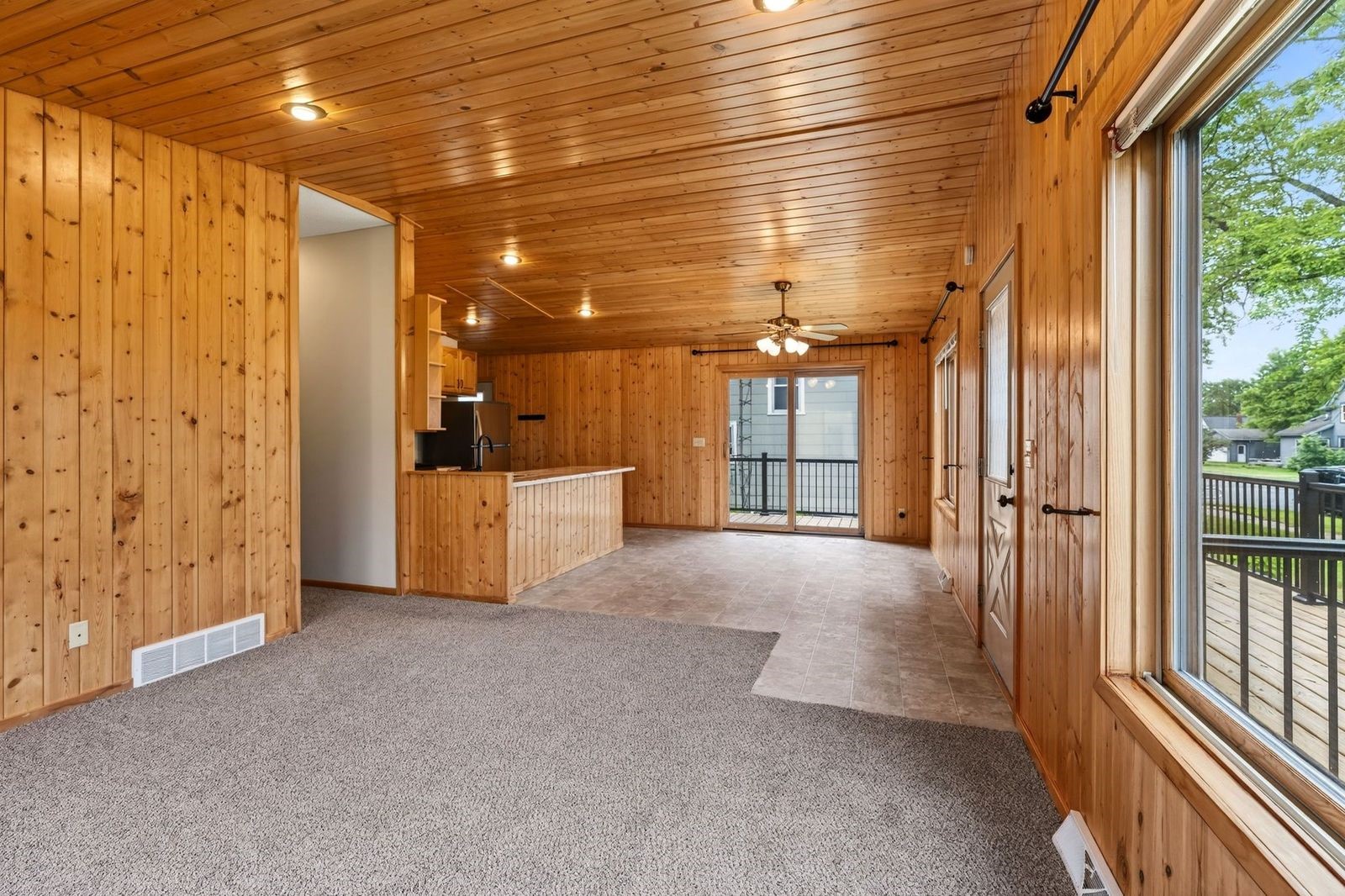 306 West Hazel Street Spooner, WI 54801 - Photo 5 of 43