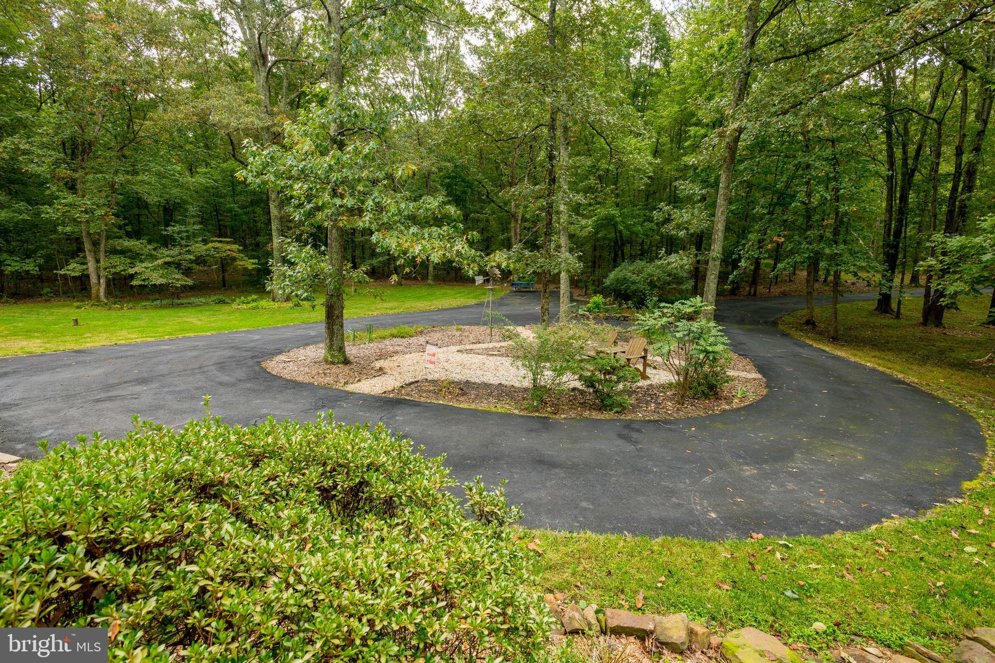 5737 Balls Mill Road Midland, VA 22728 - Photo 9 of 71 Custom Landscaped Circular Drive