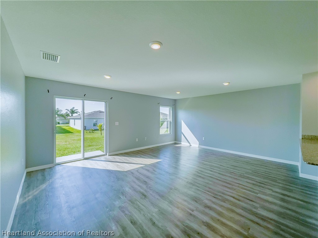 1392 Stone Ridge Circle Sebring, FL 33870 - Photo 17 of 35