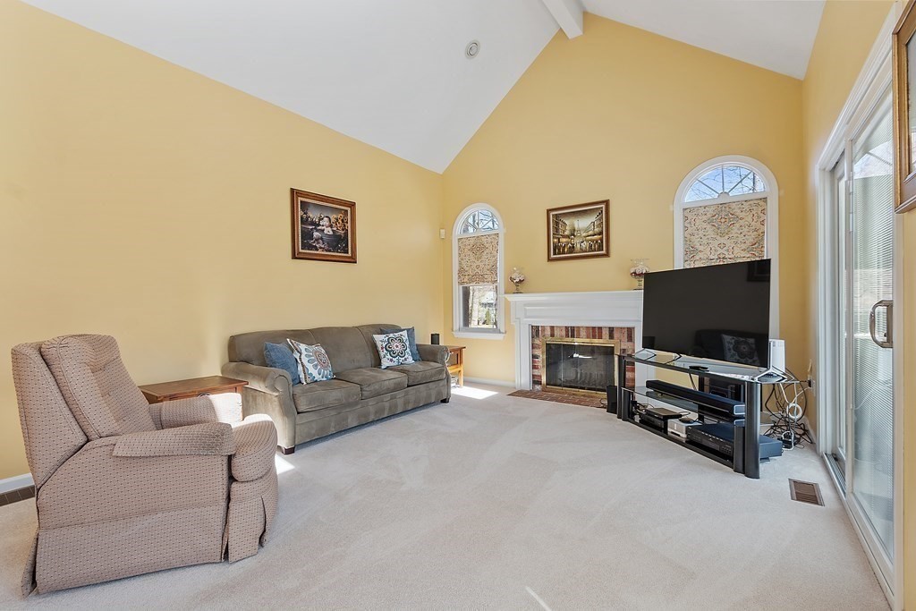 5 Stearns Road Marlborough, MA 01752 - Photo 11 of 27 Gallery Image 11