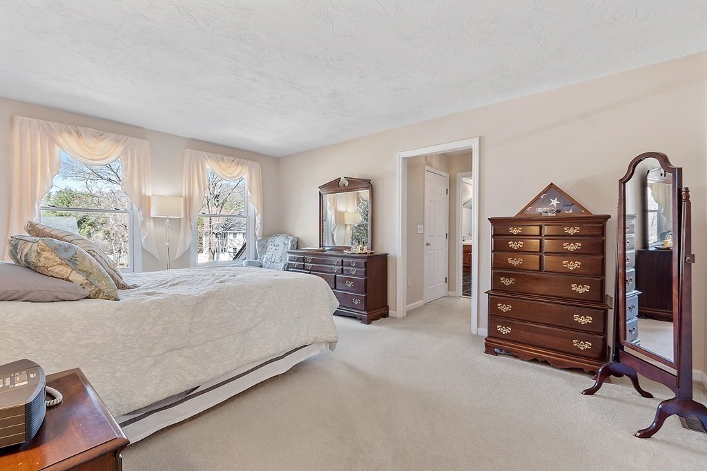 5 Stearns Road Marlborough, MA 01752 - Photo 15 of 27 Gallery Image 15