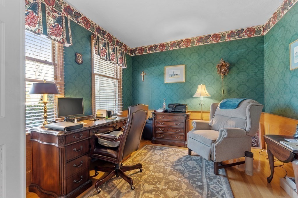 5 Stearns Road Marlborough, MA 01752 - Photo 3 of 27 Gallery Image 3