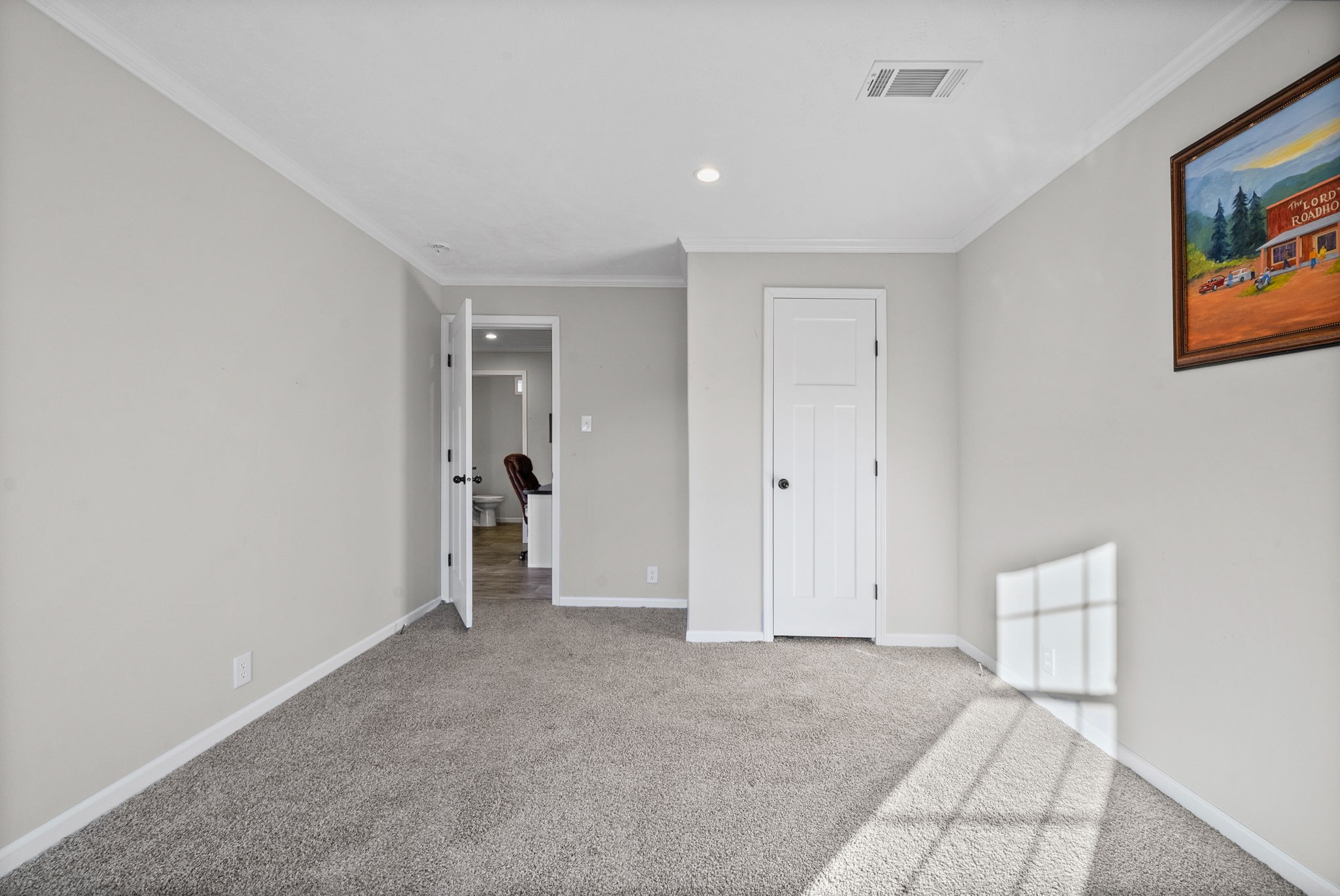 111 Antioch Road Charlotte, TN 37036 - Photo 27 of 39 a view of an empty room