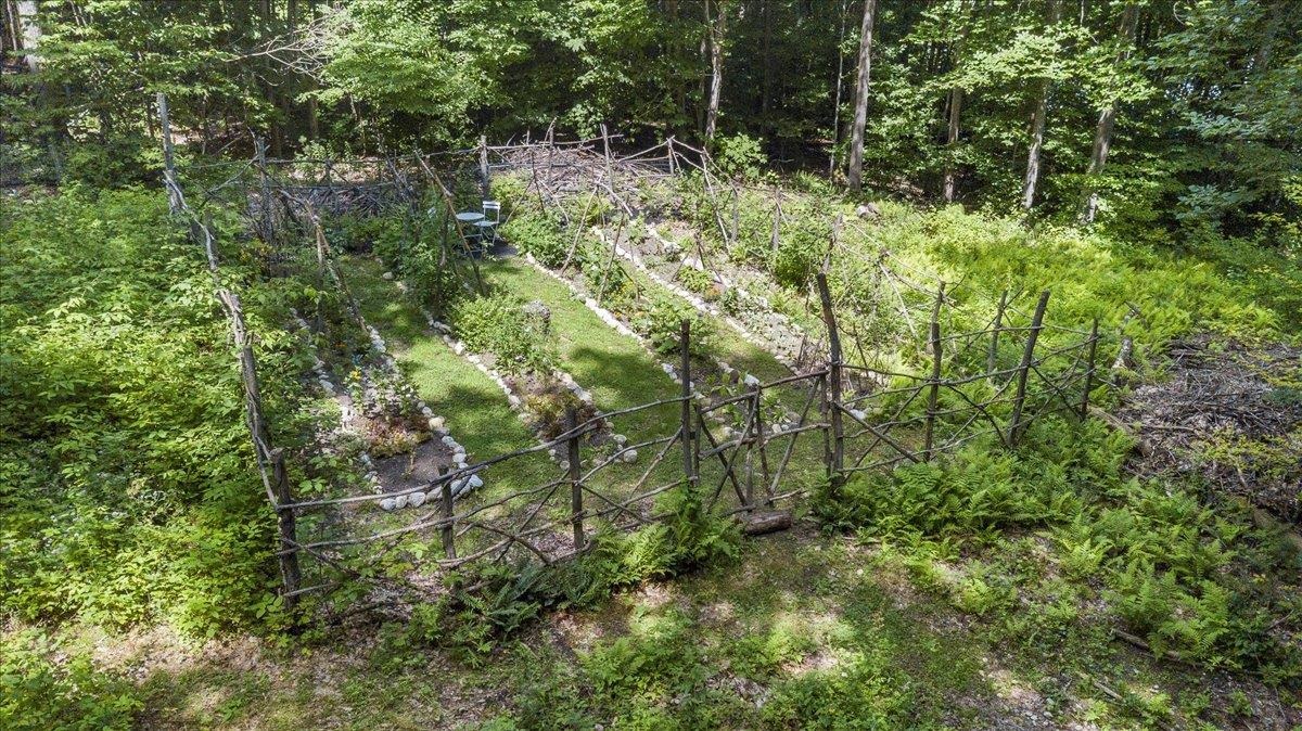 447 Farm Road Arlington, VT 05250 - Photo 38 of 46 Gallery Image 38