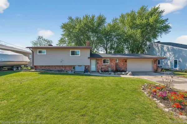 $524,900 | 2965 Barkman Drive, Waterford, MI 48329