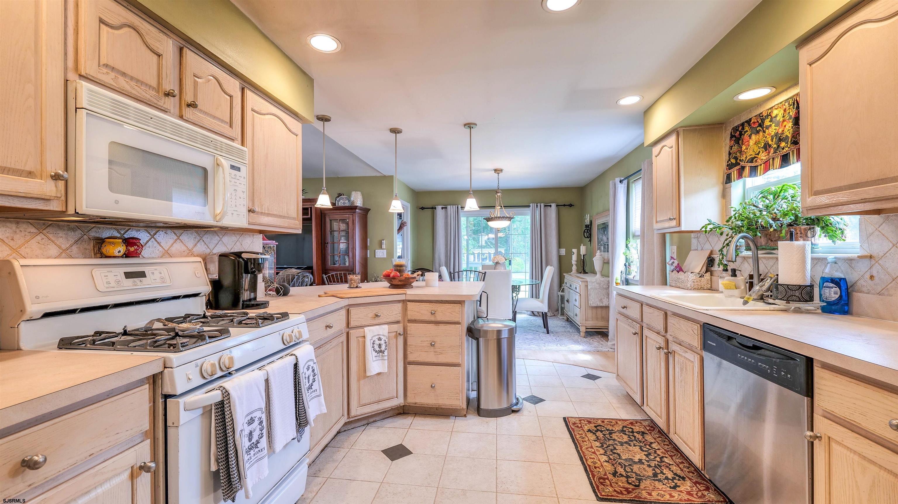6530 Mill Road Egg Harbor Township, NJ 08234 - Photo 5 of 26