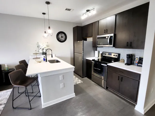 $2,900 | 2505 Thornton Road, Unit 2307, Austin, TX 78704