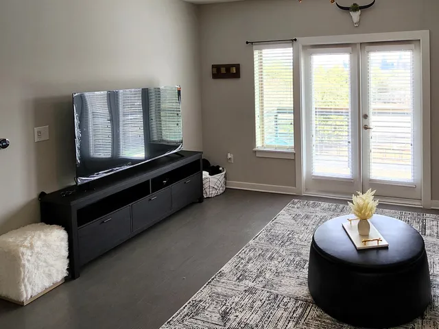 $2,900 | 2505 Thornton Road, Unit 2307, Austin, TX 78704