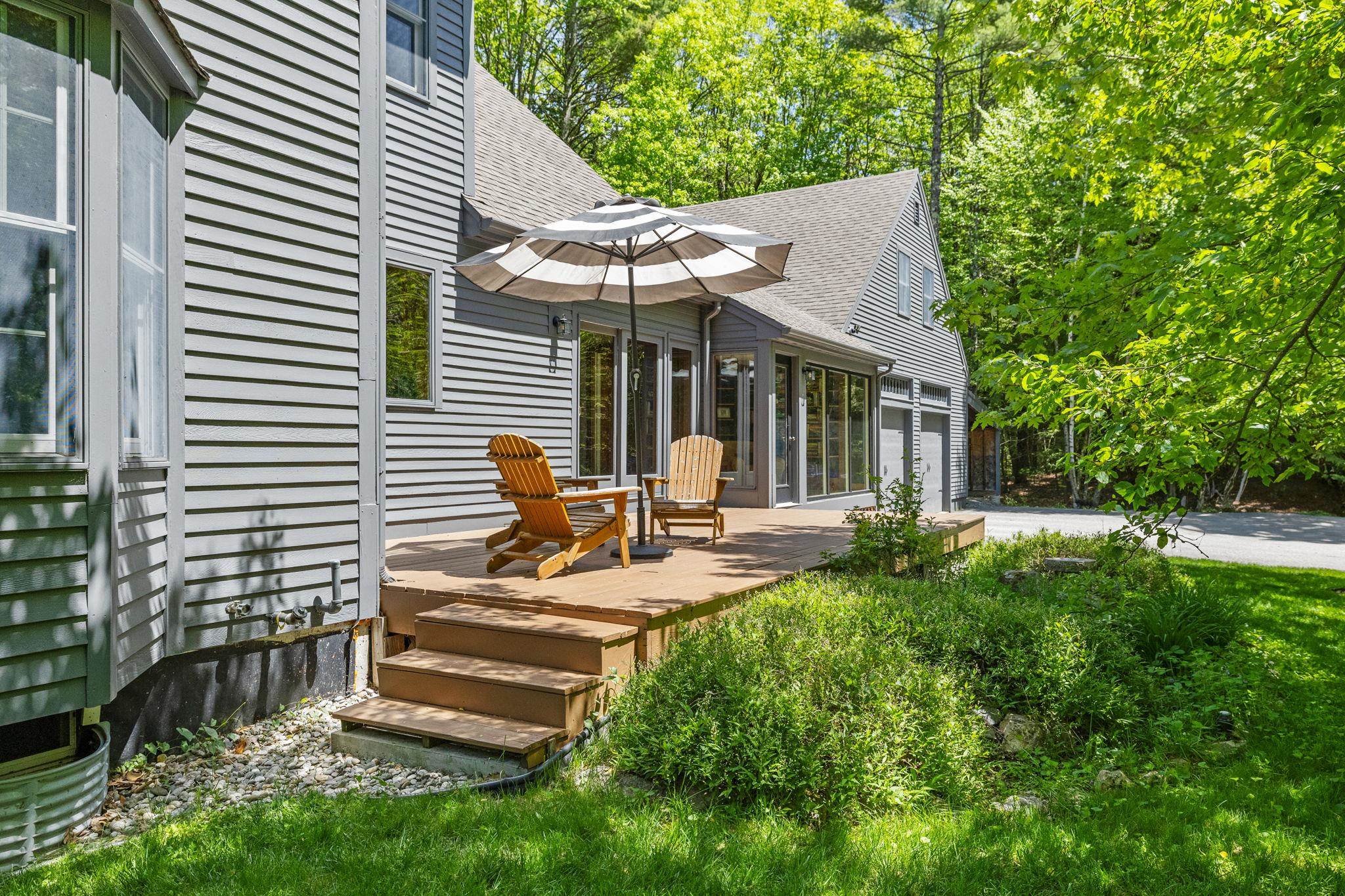 301 Galloping Hill Road Hopkinton, NH 03229 - Photo 5 of 58