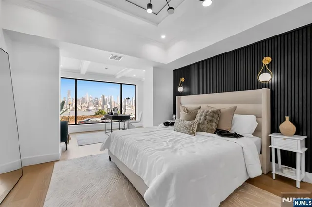 $2,950,000 | 829 JFK Boulevard East, Weehawken, NJ 07086