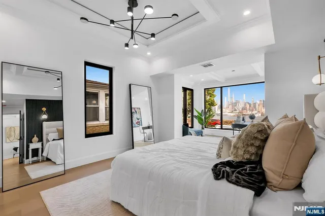 $2,950,000 | 829 JFK Boulevard East, Weehawken, NJ 07086