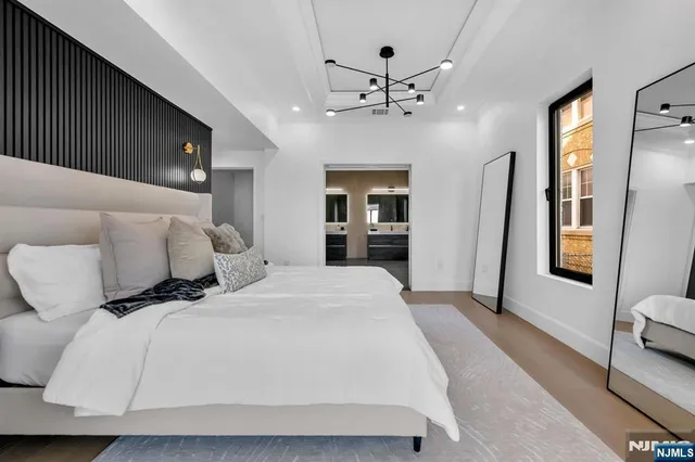 $2,950,000 | 829 JFK Boulevard East, Weehawken, NJ 07086