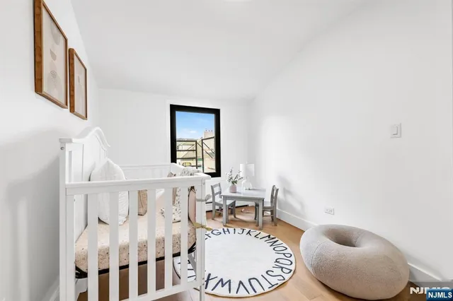 $2,950,000 | 829 JFK Boulevard East, Weehawken, NJ 07086