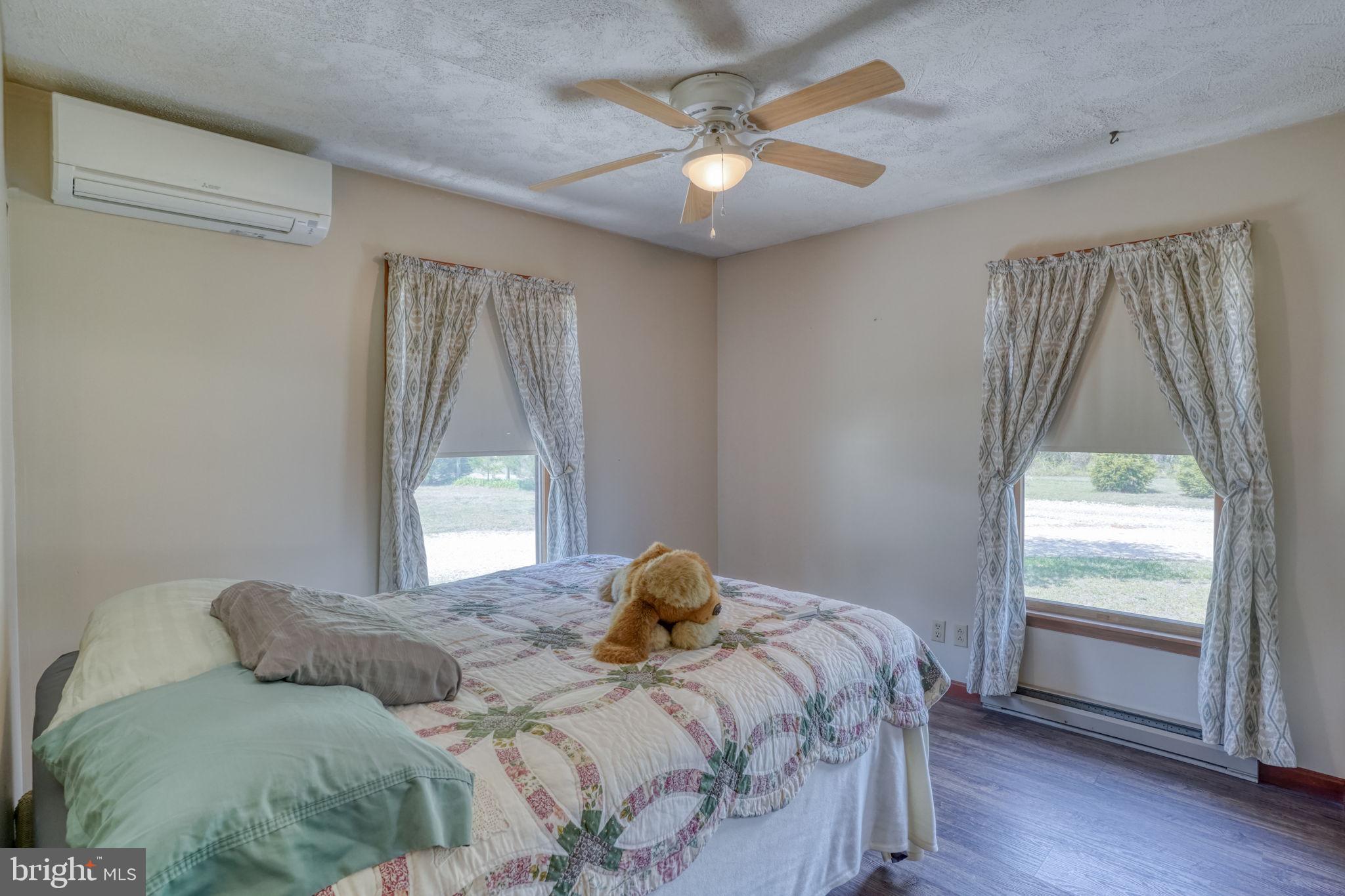 12484 Greensboro Road Greensboro, MD 21639 - Photo 32 of 50 Cozy bedroom with natural light.