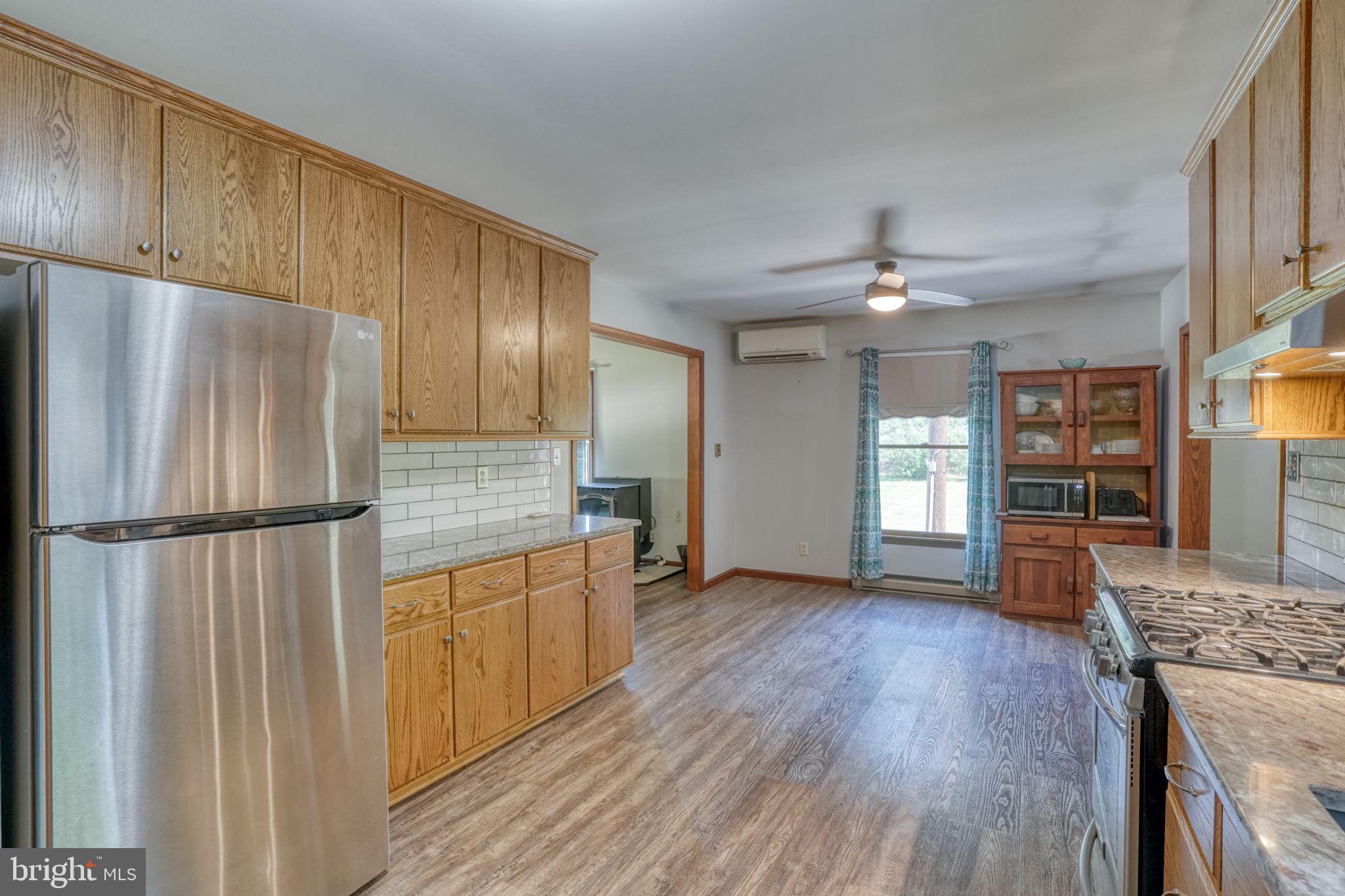 12484 Greensboro Road Greensboro, MD 21639 - Photo 10 of 50 Bright and inviting kitchen space.
