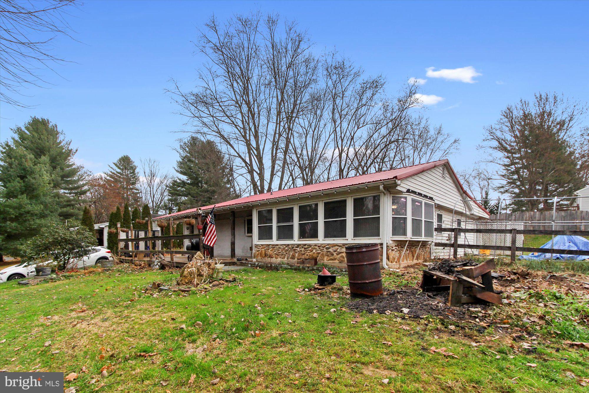 371 Neill Run Road Delta, PA 17314 - Photo 2 of 26 Gallery Image 2
