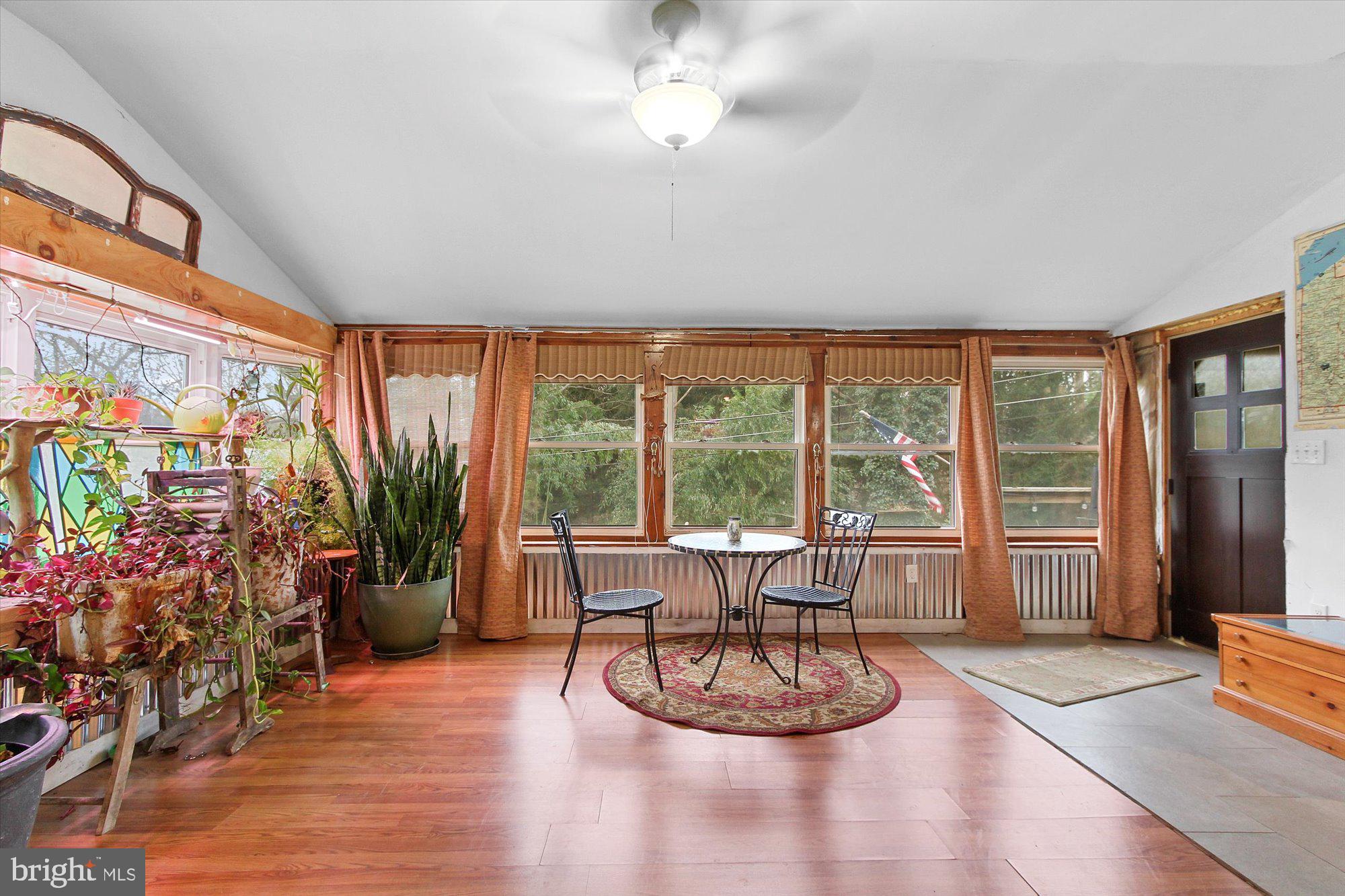 371 Neill Run Road Delta, PA 17314 - Photo 7 of 26 Gallery Image 7