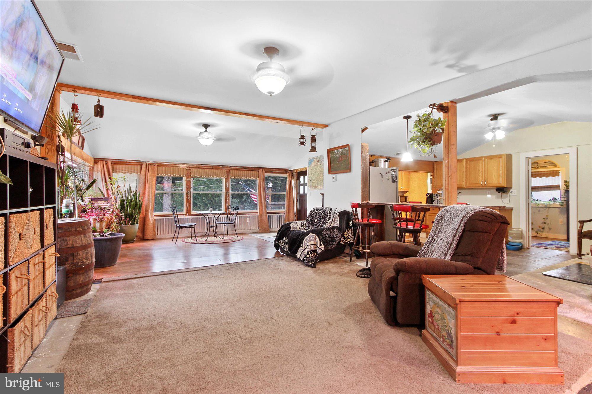 371 Neill Run Road Delta, PA 17314 - Photo 9 of 26 Gallery Image 9