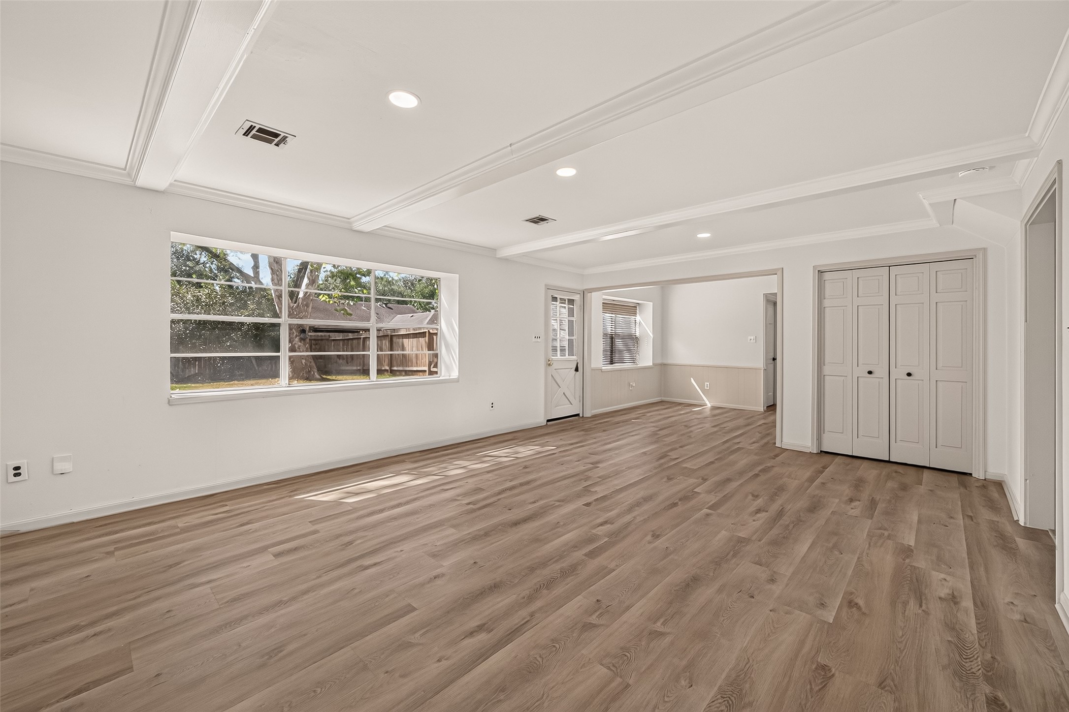 306 Houghton Road Katy, TX 77450 - Photo 16 of 46 Gallery Image 16