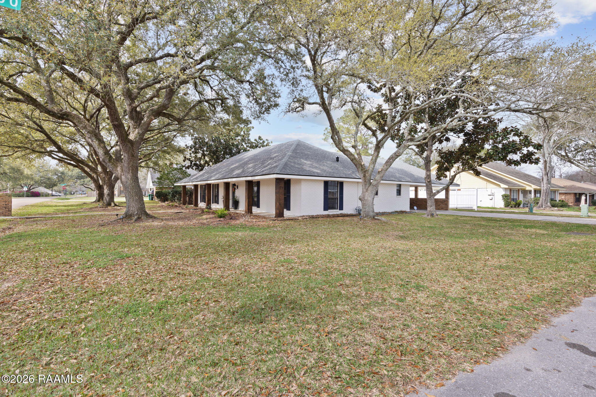 103 North Michot Road Lafayette, LA 70508 - Photo 3 of 38 3-web-or-mls-103 N Michot Rd-3